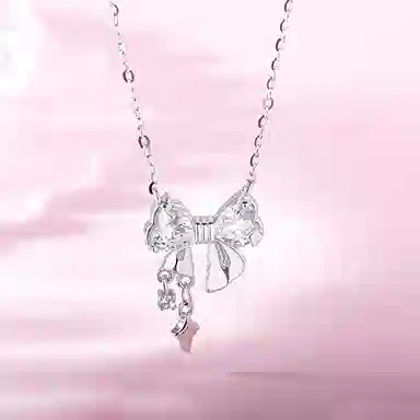万娜 闪耀蝴蝶结 星星吊坠 新中式轻奢 简约时尚 合金 项链 女款
