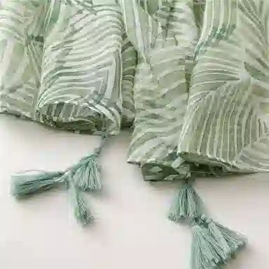 桉彩饰 仿真丝原创设计高颜值小众教师 节高档实用生日母亲闺蜜妈妈谢师送 老师学生党长辈恩师雨中芭蕉 丝巾 女款 代写贺卡礼盒