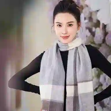 桉彩饰 百搭柔软流苏舒适保暖高雅格纹红色舒适静谧之花 绒线围巾 男女同款情侣款