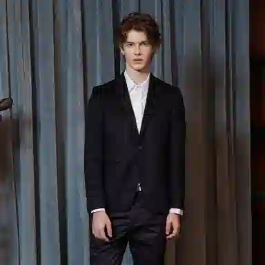 ANDREW MACKENZIE FW23