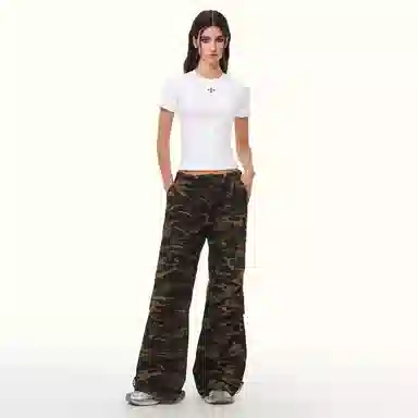 RECOLETA Geometric Logo Tee