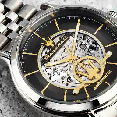 Maserati R8873618017