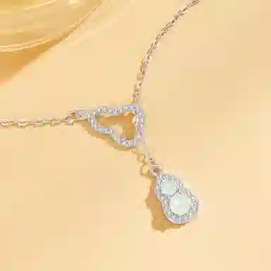 老凤祥 流光葫芦 闪耀轻奢高级感百搭新中式 小众葫芦设计 日常通勤百搭气质 精美#好运天然 玉髓 项链 女款