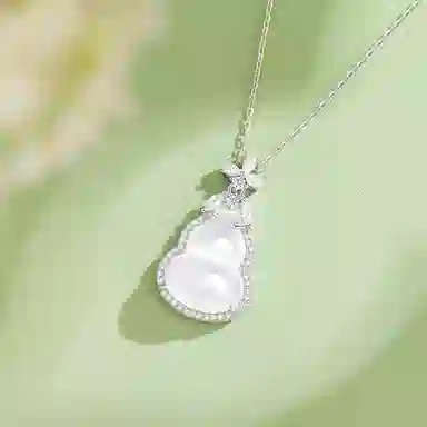 【福禄】 老凤祥 闪耀玉葫芦 新中式招财纳福转运上岸大气平安喜乐精致百搭清冷吊坠精美礼盒 玉髓 项链 女款