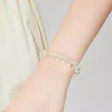 老凤祥 【 限量赠·手机贴】晶彩之韵 纯净透明高级感气质 简约日常通勤百搭 温柔小清新 礼盒 好运 水逆退散天然 白水晶 手串 女款