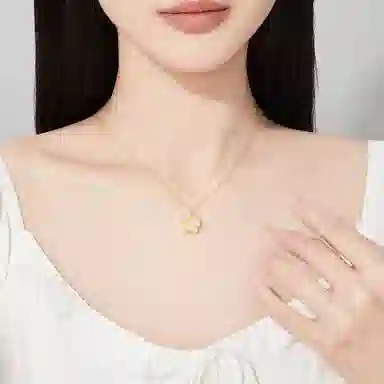S925