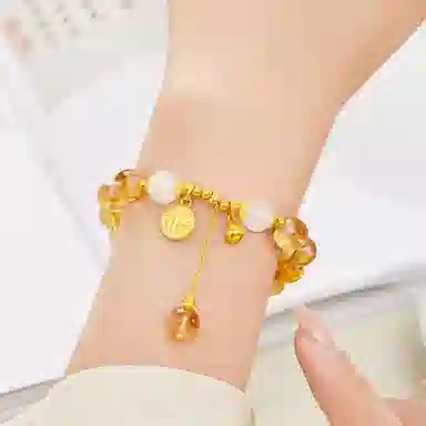 老凤祥 暖金福牌 招财纳福暴富发财财源广进流苏手饰闺蜜女友疗愈能量旺事业轻奢小众日常百搭简约甜蜜告白礼盒天然 黄水晶 手链 女款