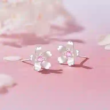 老凤祥 【足银】粉樱灼灼  甜美浪漫樱花粉嫩少女感养耳洞睡觉免摘 小众设计日常通勤百搭闺蜜女友生日精美礼盒#好运 足银 耳钉 女款