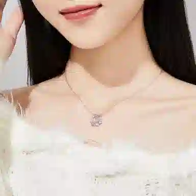 S925