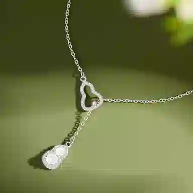 老凤祥 流光葫芦 闪耀轻奢高级感百搭新中式 小众葫芦设计 日常通勤百搭气质 精美#好运天然 玉髓 项链 女款