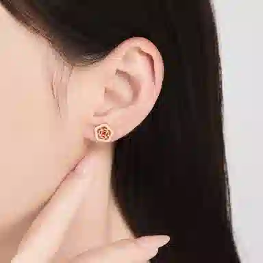 S925