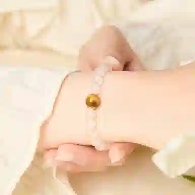 老凤祥 【限量赠·手机贴&金木水火土】五行 新中式温柔简约 上岸水逆退散能量磁场 时来运转净化负能量 约会礼盒天然 白水晶 手串 女款