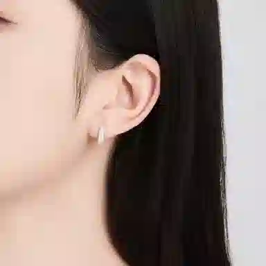 S925