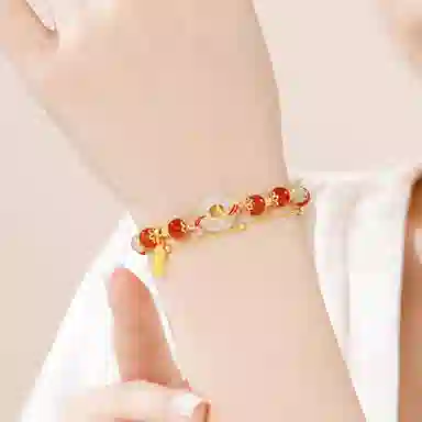 老凤祥 福运锦鲤平安扣 新中式经典复古百搭国风 富贵感彩色福牌 高级轻奢气质 礼盒#好运 玉髓 手链 女款