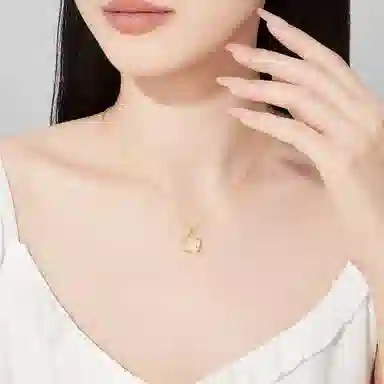 S925