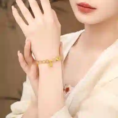 老凤祥 八方来财 三角镂空国风好运转运暴富旺事业转运珠日常百搭手饰女朋友简约闺蜜表白告白精美礼盒天然 黄水晶 手链 女款