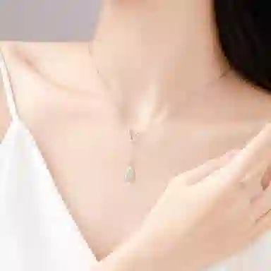 老凤祥 流光葫芦 闪耀轻奢高级感百搭新中式 小众葫芦设计 日常通勤百搭气质 精美#好运天然 玉髓 项链 女款