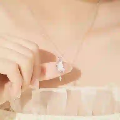 S925