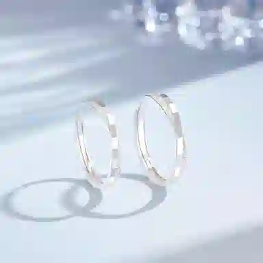 S999