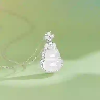 【福禄】 老凤祥 闪耀玉葫芦 新中式招财纳福转运上岸大气平安喜乐精致百搭清冷吊坠精美礼盒 玉髓 项链 女款