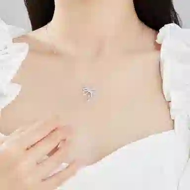 S925