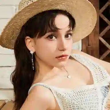 S925