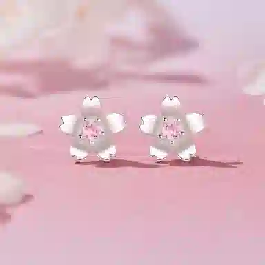 老凤祥 【足银】粉樱灼灼  甜美浪漫樱花粉嫩少女感养耳洞睡觉免摘 小众设计日常通勤百搭闺蜜女友生日精美礼盒#好运 足银 耳钉 女款