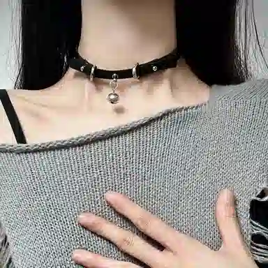 MIDNIGHT MOMENT choker