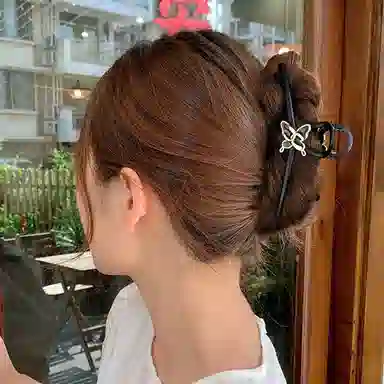 秦福炫 原创蝴蝶抓夹 后脑勺大号鲨鱼夹高级感 发夹 女款