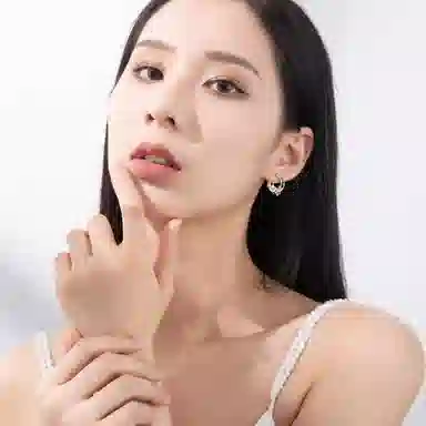 秦福炫 淘气喵喵小众设计感月亮花朵精致高级 耳钉 女款 银色