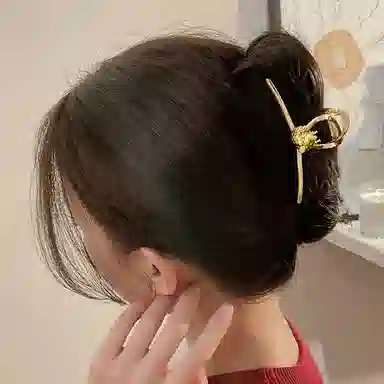 秦福炫 生肖福龙抓夹 后脑勺夹子高级感鲨鱼夹头饰 发夹 女款