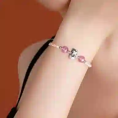 999