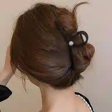 秦福炫 黑色抓夹 后脑勺鲨鱼夹高级感气质大号头饰 发夹 女款