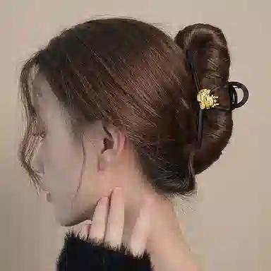 秦福炫 生肖福龙抓夹 后脑勺夹子高级感鲨鱼夹头饰 发夹 女款