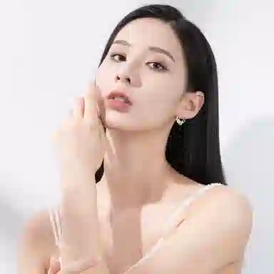 秦福炫 淘气喵喵小众设计感月亮花朵精致高级 耳钉 女款 银色