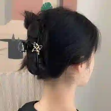 秦福炫 原创蝴蝶抓夹 后脑勺大号鲨鱼夹高级感 发夹 女款