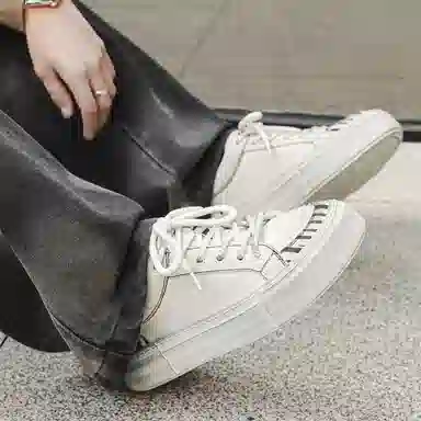 FAPAI Canvas Sneakers