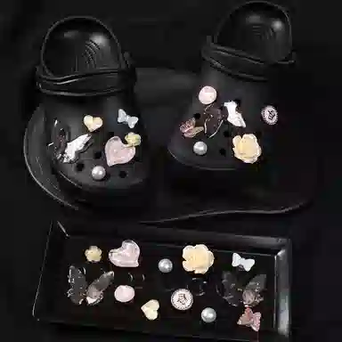 ZUOWEISHIJIA Crocs DIY