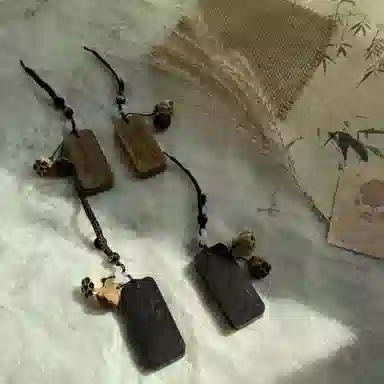 ZUOWEISHIJIA