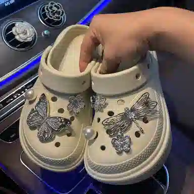 ZUOWEISHIJIA Crocs DIY