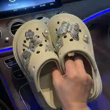 ZUOWEISHIJIA Crocs DIY