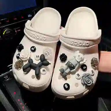 ZUOWEISHIJIA crocsDIY