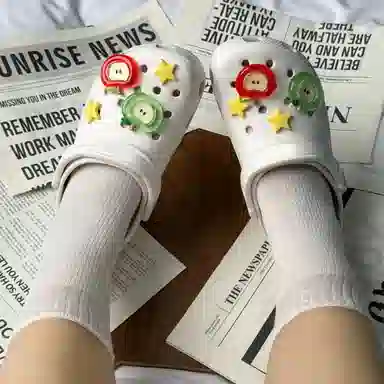 ZUOWEISHIJIA DIY Crocs