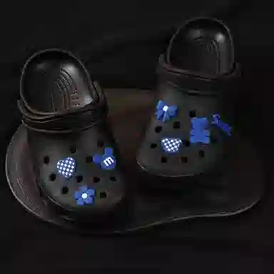 ZUOWEISHIJIA Crocs DIY