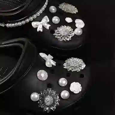 ZUOWEISHIJIA