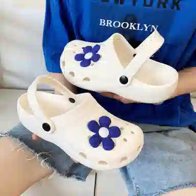 ZUOWEISHIJIA Crocs