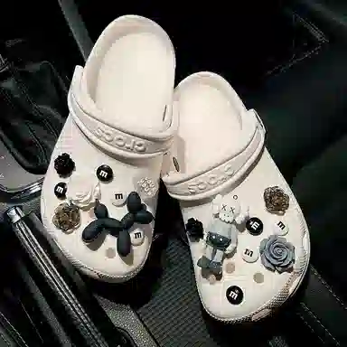 ZUOWEISHIJIA crocsDIY