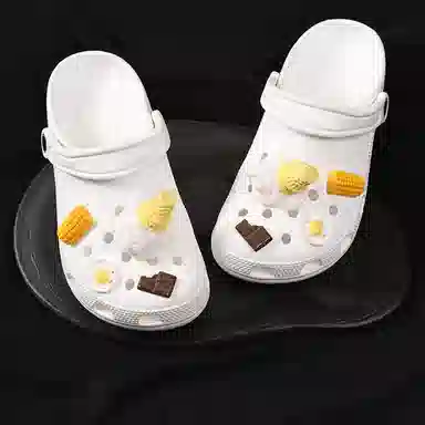 ZUOWEISHIJIA Crocs DIY