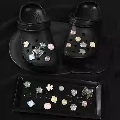 ZUOWEISHIJIA Crocs DIY