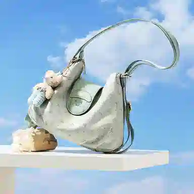 Mashalanti Bear Print Tote Bag